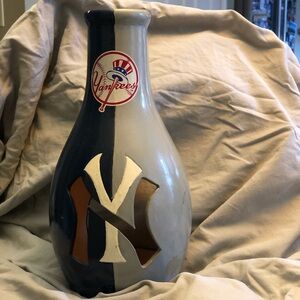 Two-Tone Ceramic vintage MCM Vase - Navy and Gray NY Yankees